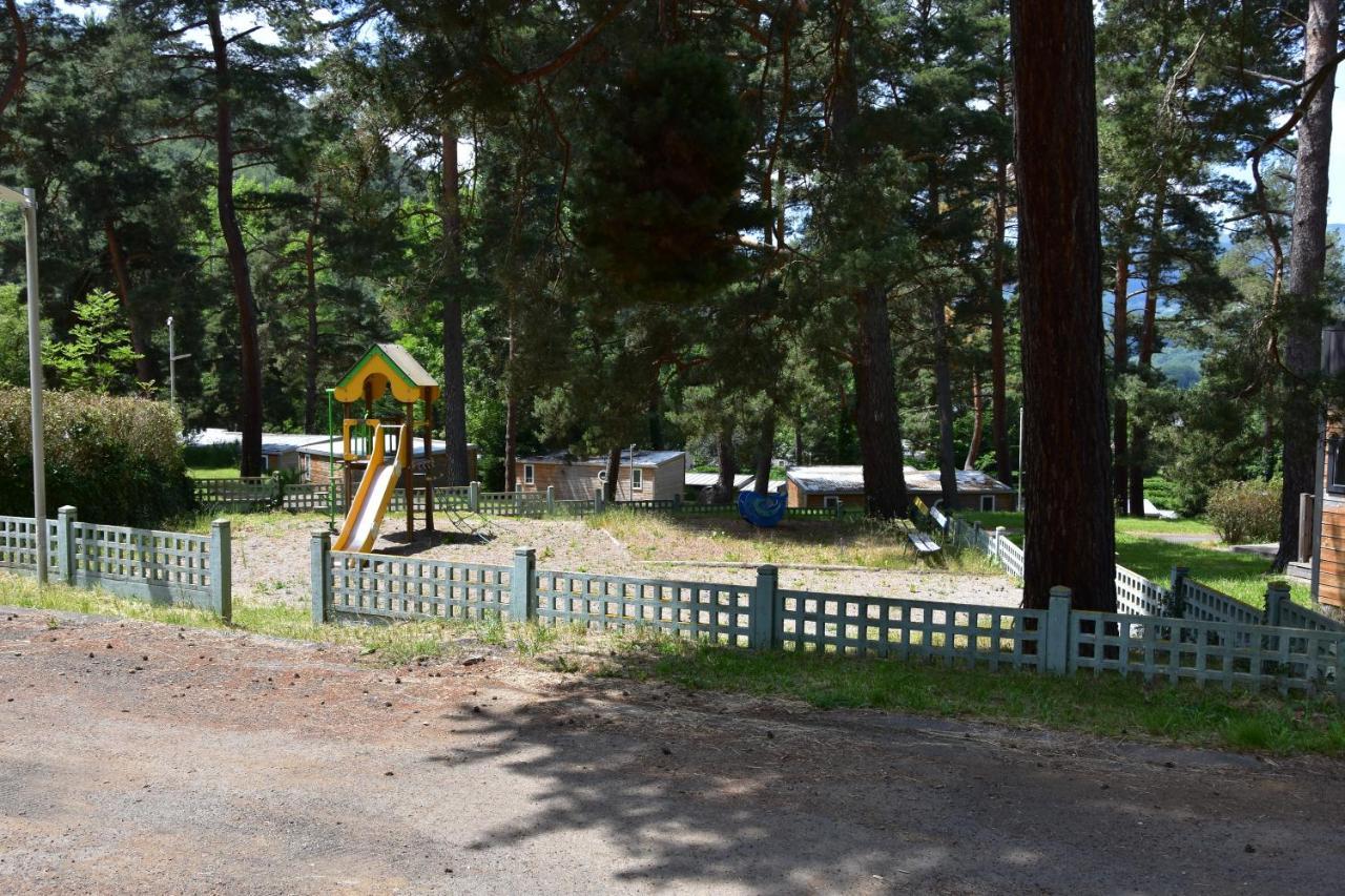 Camping Domaine Du Lac Chambon 뮈롤 외부 사진