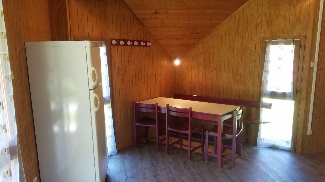 Camping Domaine Du Lac Chambon 뮈롤 외부 사진