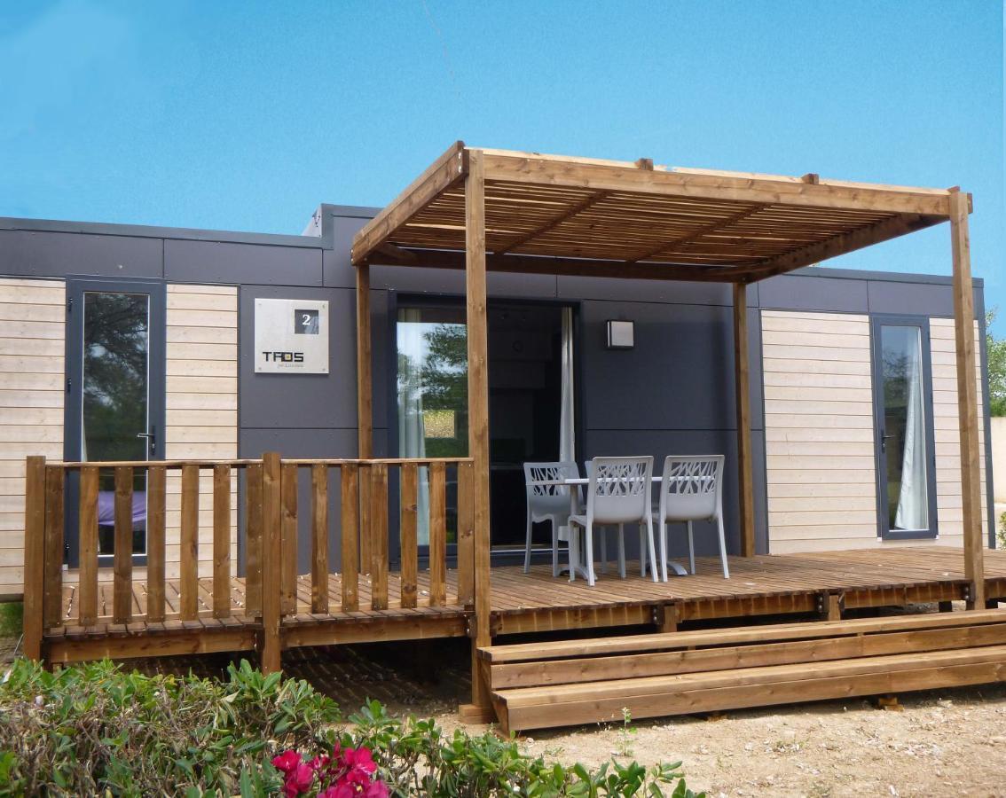 Camping Domaine Du Lac Chambon 뮈롤 외부 사진